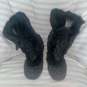 Coach Jennie Rabbit Fur Trim Logo Jacquard Winter Snow Boots Women’s 8B Lace Up